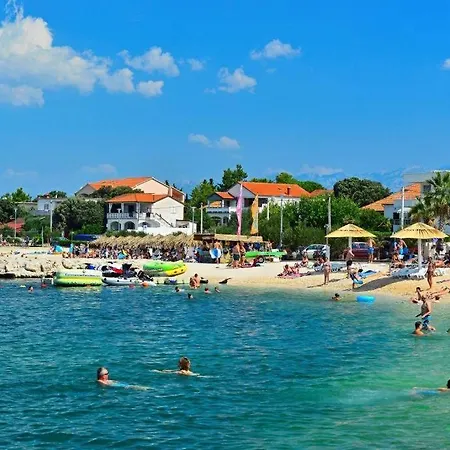 In With Sea View, Terrace, Air Conditioning, Wi-fi Appartamento