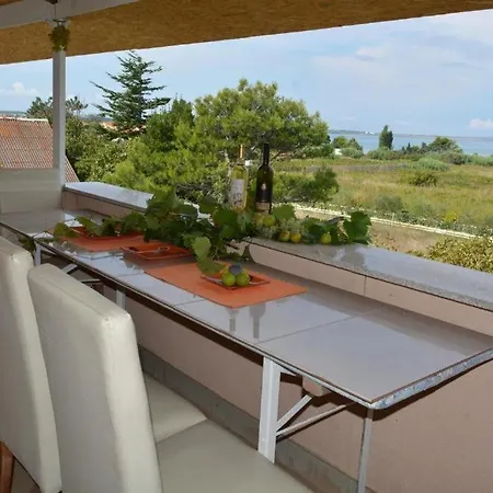 In With Sea View, Terrace, Air Conditioning, Wi-fi * Vrsi