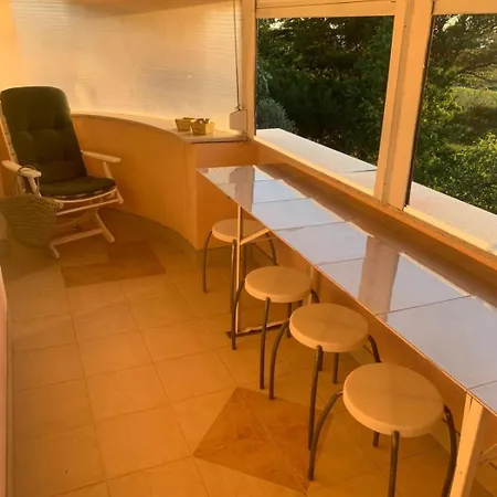 In With Sea View, Terrace, Air Conditioning, Wi-fi *