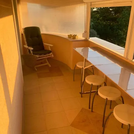 In With Sea View, Terrace, Air Conditioning, Wi-fi Apartamento Vrsi